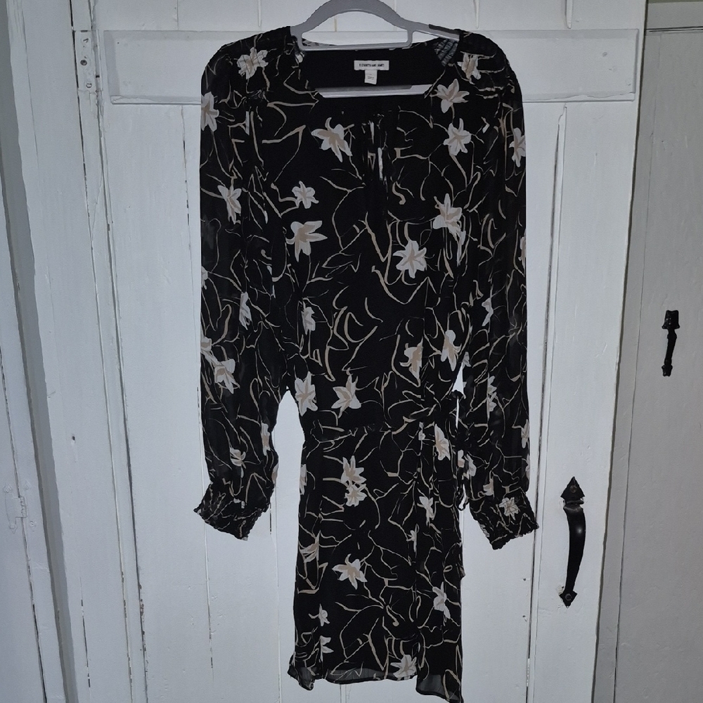 Elizabeth and James Black Floral Long Sleeve Dress